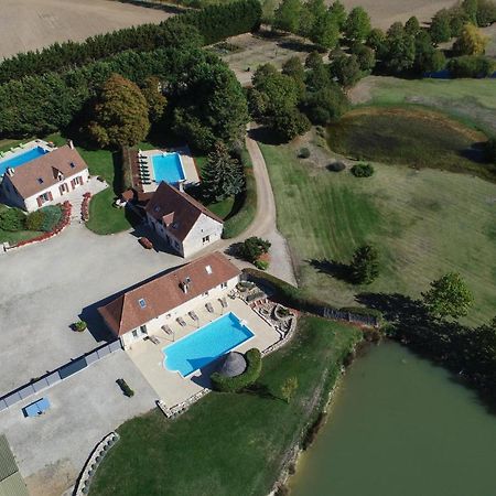 Villa Le Boursignoux La Trimouille Exterior foto